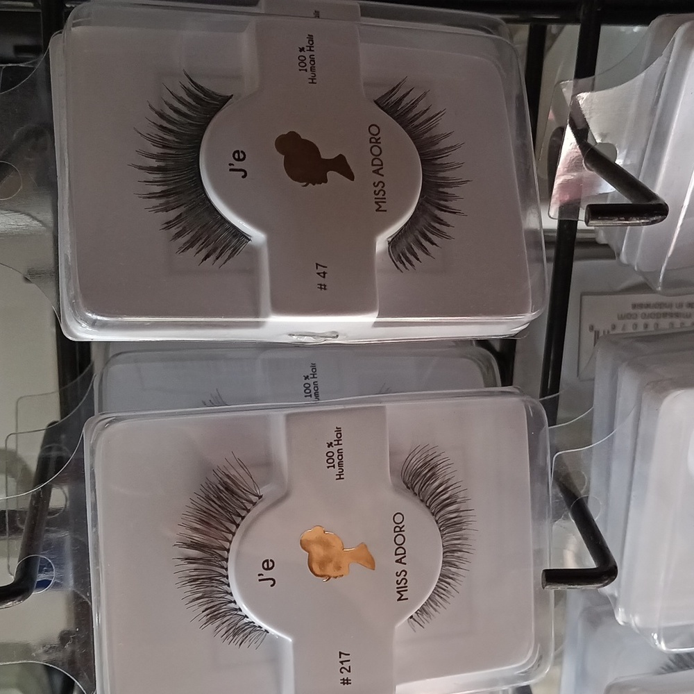 COPY - ,3/$9 NIB 100% human hair eyelashes bundle and save.